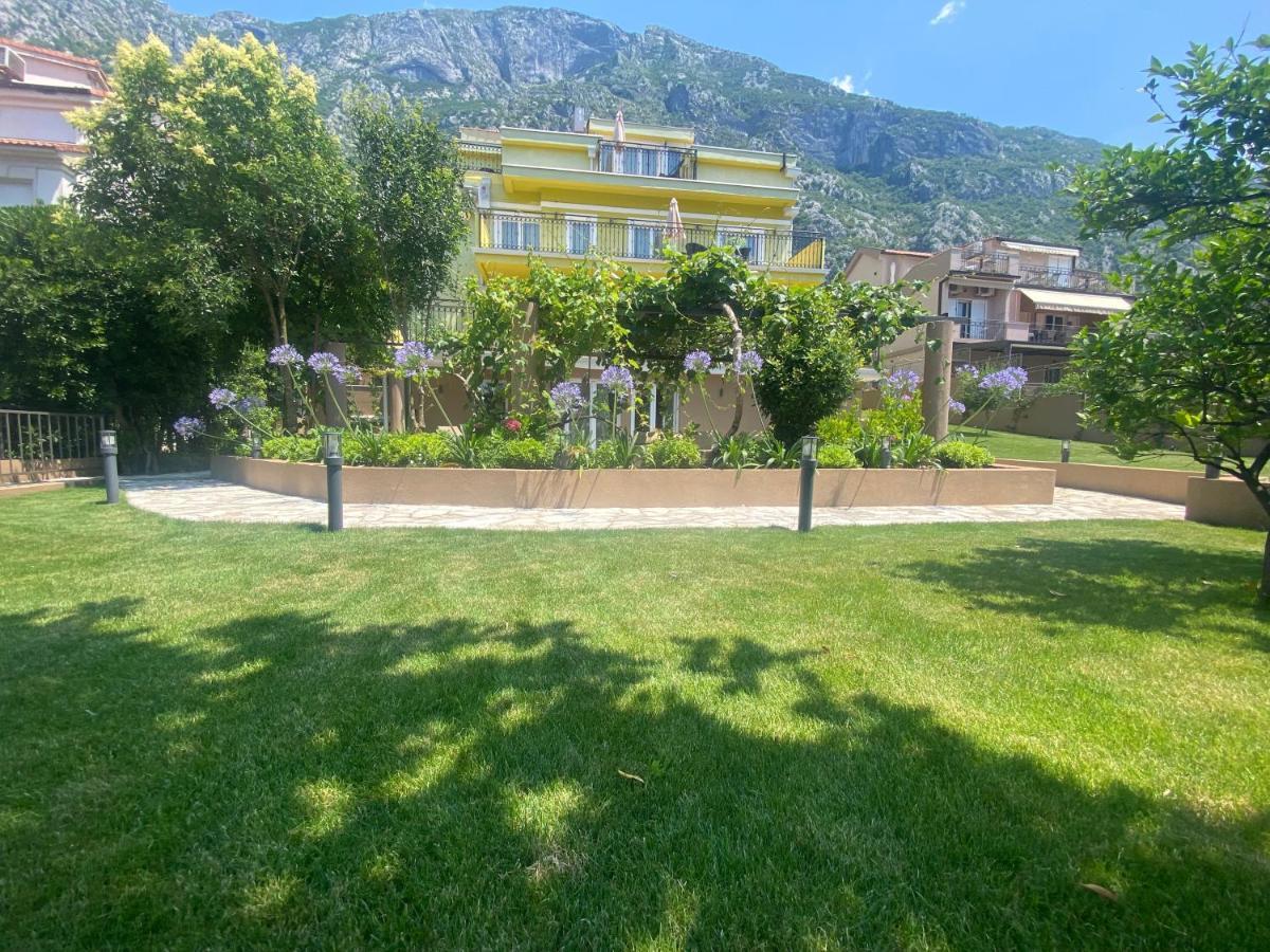 2Montenegro Mimoza Apartments Dobrota Exterior photo