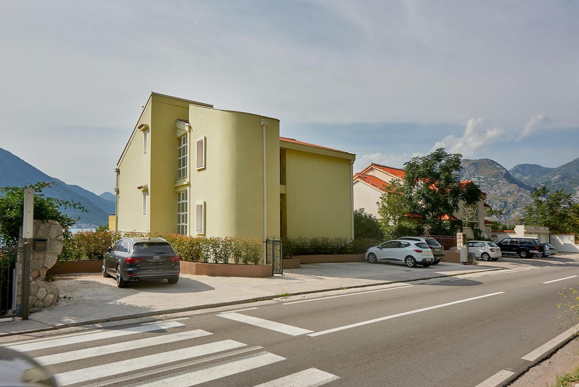 2Montenegro Mimoza Apartments Dobrota Exterior photo